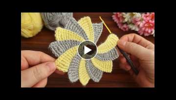 You will love the incredible knitting motif model crocheted