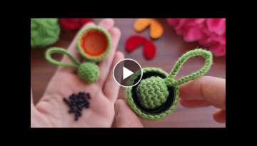 Super easy, very useful crochet ladybug keychain